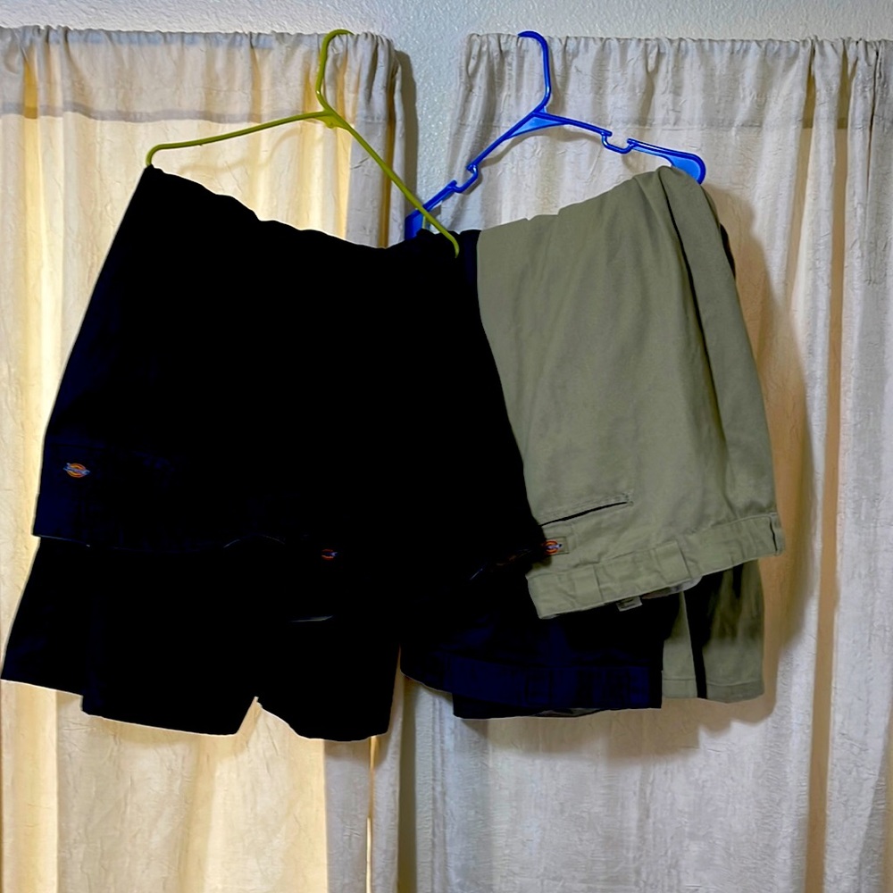 Four Pair Of Dickie Original 874 Work Pants